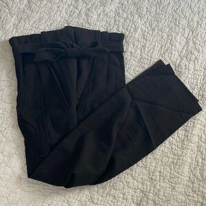 H&M size 4 black pleat-top high waisted dress pants with belt